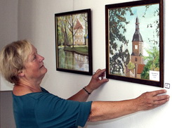 Die Vetschauer Hobbymalerin Eva-Maria Kellermann