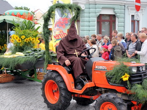 Die Teilnehmer steckten viel Liebe ins Detail bei der Dekoration ihrer Wagen.